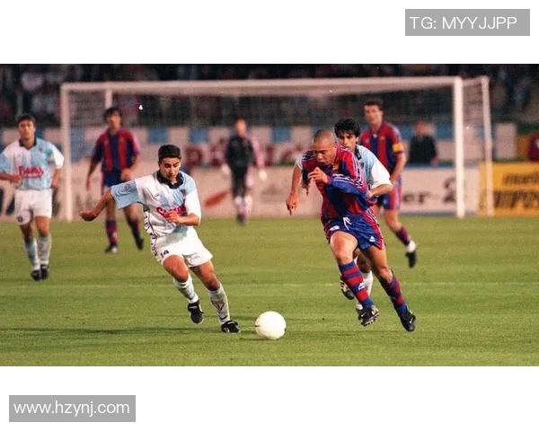 罗纳尔多的辉煌历程如何重塑现代足球的风格与格局