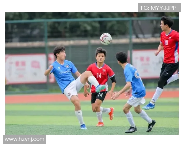 卡拉卡斯与自由队的激烈对决展现足球魅力与团队精神的巅峰对抗